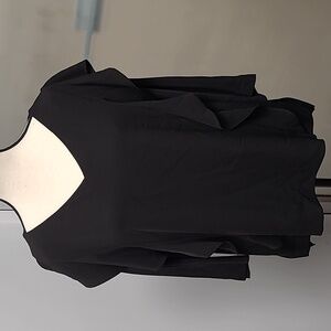 Bailey Size L Black 3/4 Sleeve Ruffled Top